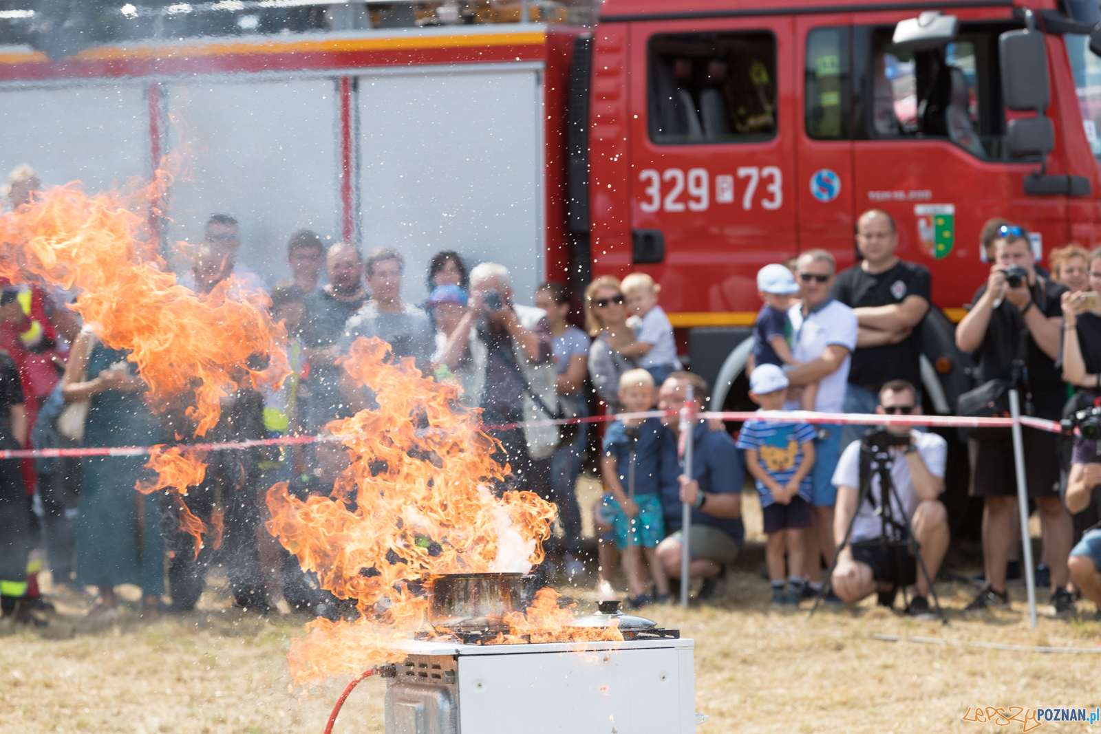 II Ogólnopolski Zlot Czerwonych Samochodów w Poznaniu Foto: lepszyPOZNAN.pl/Piotr Rychter II Ogólnopolski Zlot Czerwonych Samochodów w Poznaniu Foto: lepszyPOZNAN.pl/Piotr Rychter