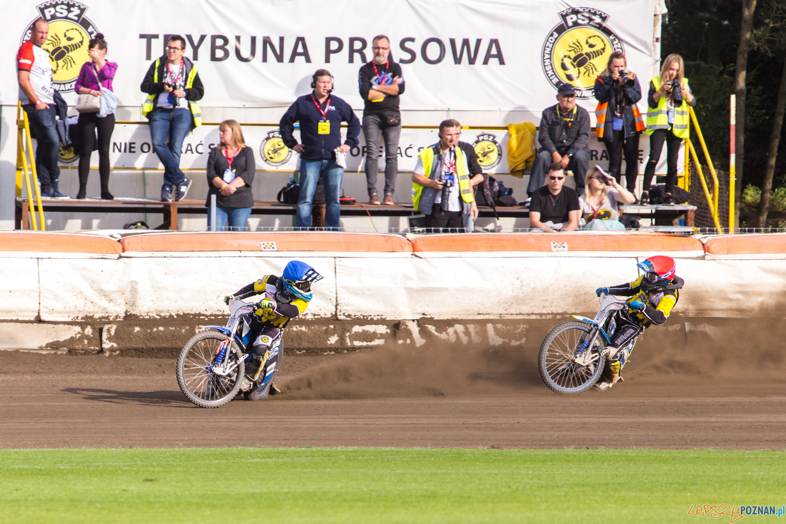 Finał 2 liga żużla: Power Duck Iveston PSŻ Poznań - ZOOlesz Foto: LepszyPOZNAN.pl / Paweł Rychter Finał 2 liga żużla: Power Duck Iveston PSŻ Poznań - ZOOlesz Foto: LepszyPOZNAN.pl / Paweł Rychter