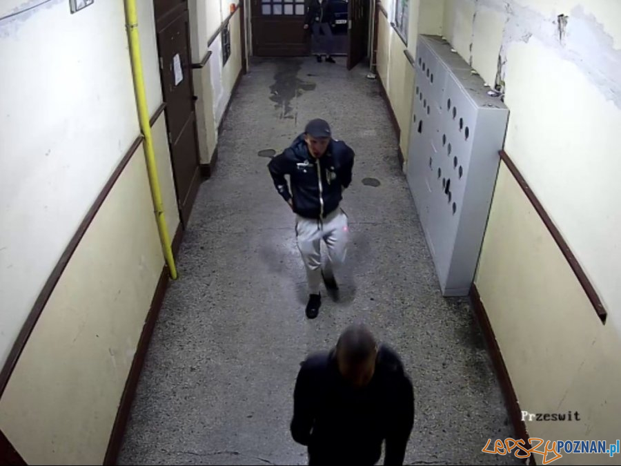 Poszukiwani napastnicy Foto: materiały prasowe / Policja Poszukiwani napastnicy Foto: materiały prasowe / Policja