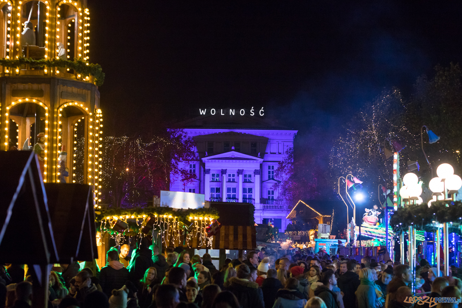 Spacer dla Wcześniaka - fioletowe światełko do nieba Foto: lepszyPOZNAN.pl/Piotr Rychter Spacer dla Wcześniaka - fioletowe światełko do nieba Foto: lepszyPOZNAN.pl/Piotr Rychter