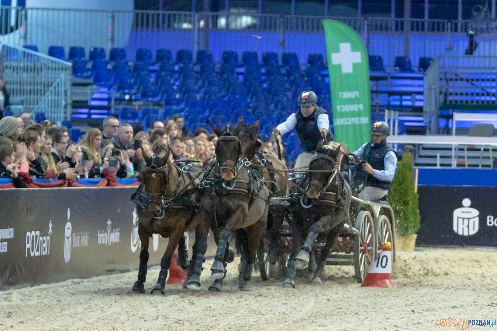 Cavaliada - Halowy Puchar Polski w Powożeniu Zaprzęgami Cztero Foto: lepszyPOZNAN.pl/Piotr Rychter Cavaliada - Halowy Puchar Polski w Powożeniu Zaprzęgami Cztero Foto: lepszyPOZNAN.pl/Piotr Rychter