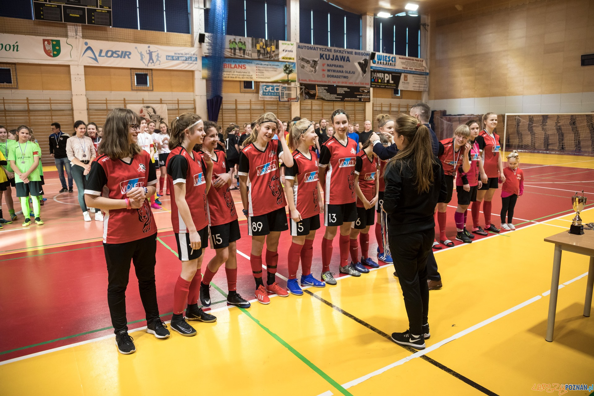 Halowe Mistrzostwa Wielkopolski w piłce nożnej dziewcząt Foto: Michał Kościelak Halowe Mistrzostwa Wielkopolski w piłce nożnej dziewcząt Foto: Michał Kościelak