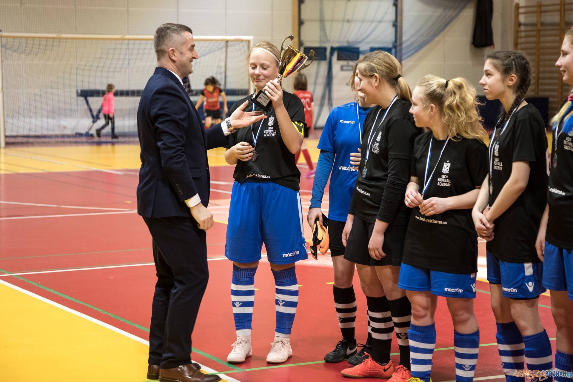 Halowe Mistrzostwa Wielkopolski w piłce nożnej dziewcząt Foto: Michał Kościelak Halowe Mistrzostwa Wielkopolski w piłce nożnej dziewcząt Foto: Michał Kościelak