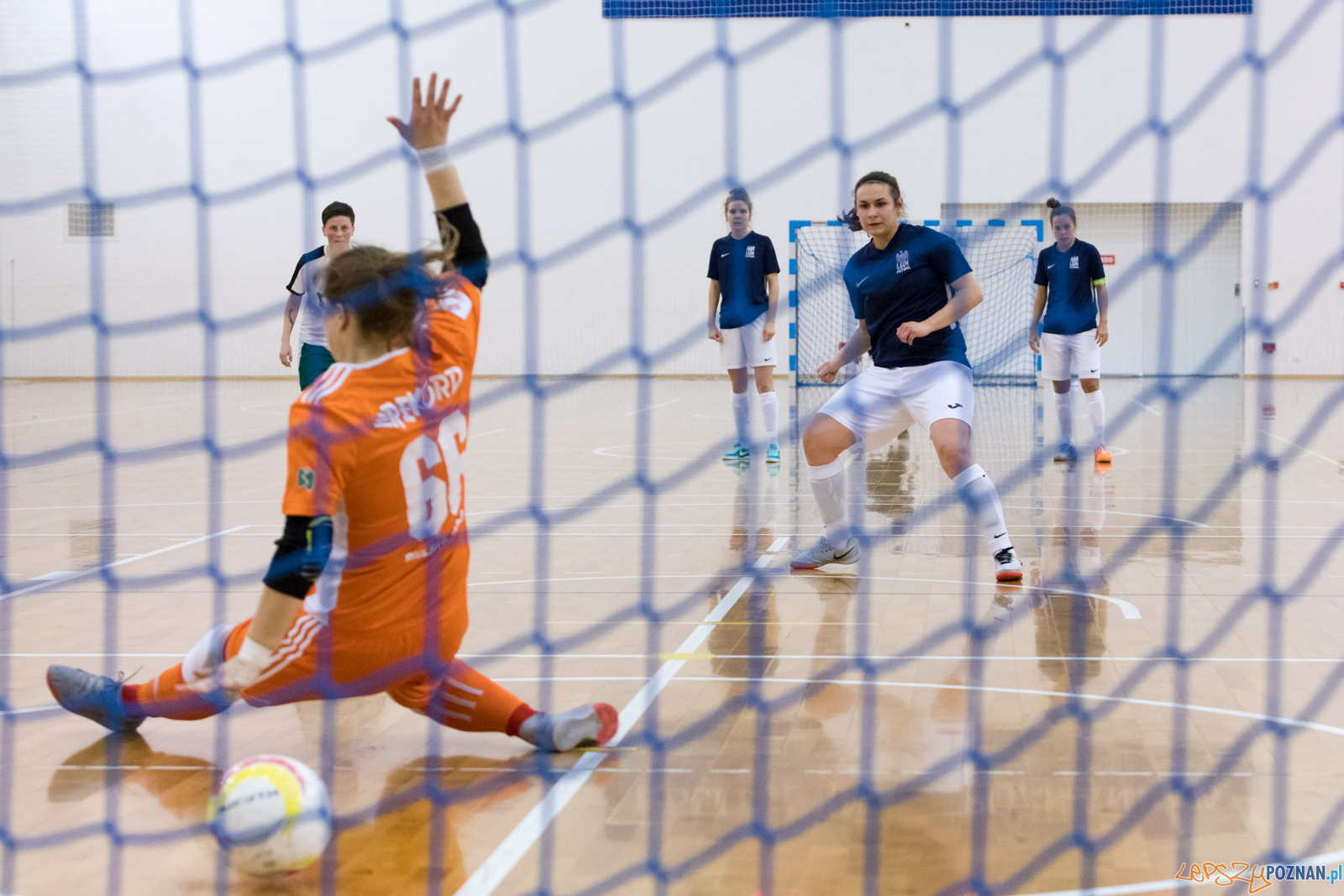 AZS UAM POZNAŃ Futsal Kobiet - BTS Rekord Foto: lepszyPOZNAN.pl/Piotr Rychter AZS UAM POZNAŃ Futsal Kobiet - BTS Rekord Foto: lepszyPOZNAN.pl/Piotr Rychter