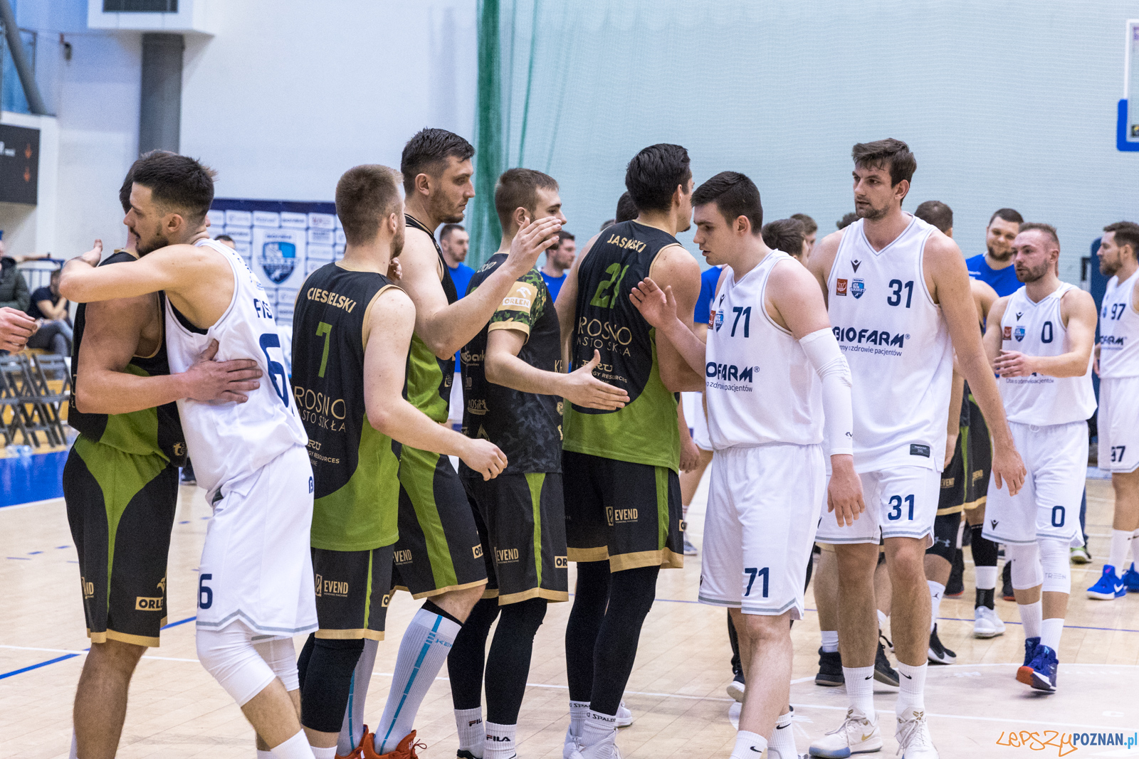 Miasto Szkła Krosno - Biofarm Basket Poznań 65:74 - Poznań 8. Foto: LepszyPOZNAN.pl / Paweł Rychter Miasto Szkła Krosno - Biofarm Basket Poznań 65:74 - Poznań 8. Foto: LepszyPOZNAN.pl / Paweł Rychter