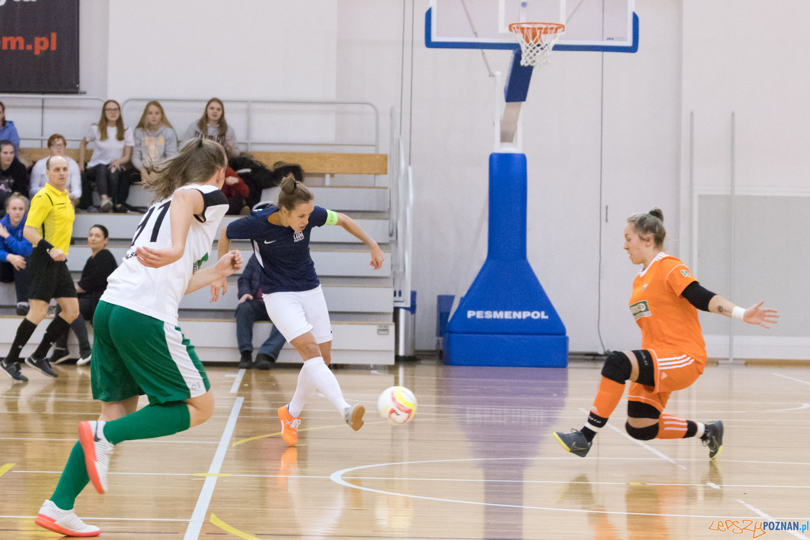 AZS UAM POZNAŃ Futsal Kobiet - BTS Rekord Foto: lepszyPOZNAN.pl/Piotr Rychter AZS UAM POZNAŃ Futsal Kobiet - BTS Rekord Foto: lepszyPOZNAN.pl/Piotr Rychter