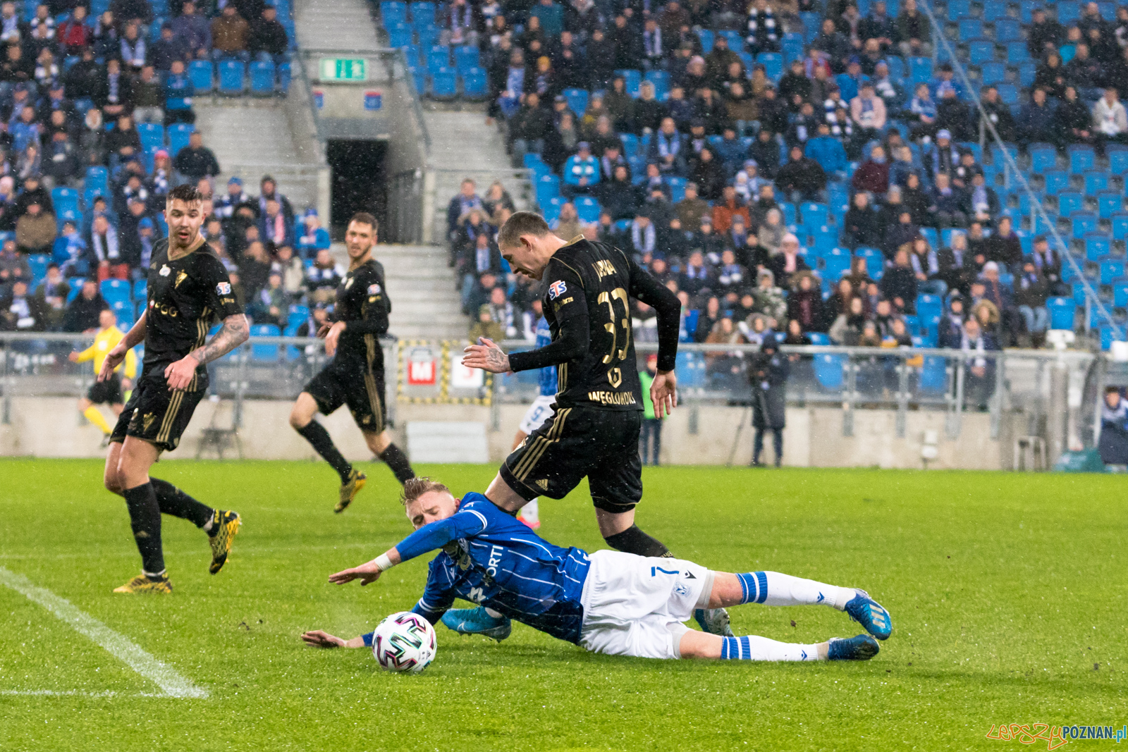KKS Lech Poznań - Górni Zabrze (Kamil Jóźwiak) Foto: lepszyPOZNAN.pl/Piotr Rychter KKS Lech Poznań - Górni Zabrze (Kamil Jóźwiak) Foto: lepszyPOZNAN.pl/Piotr Rychter