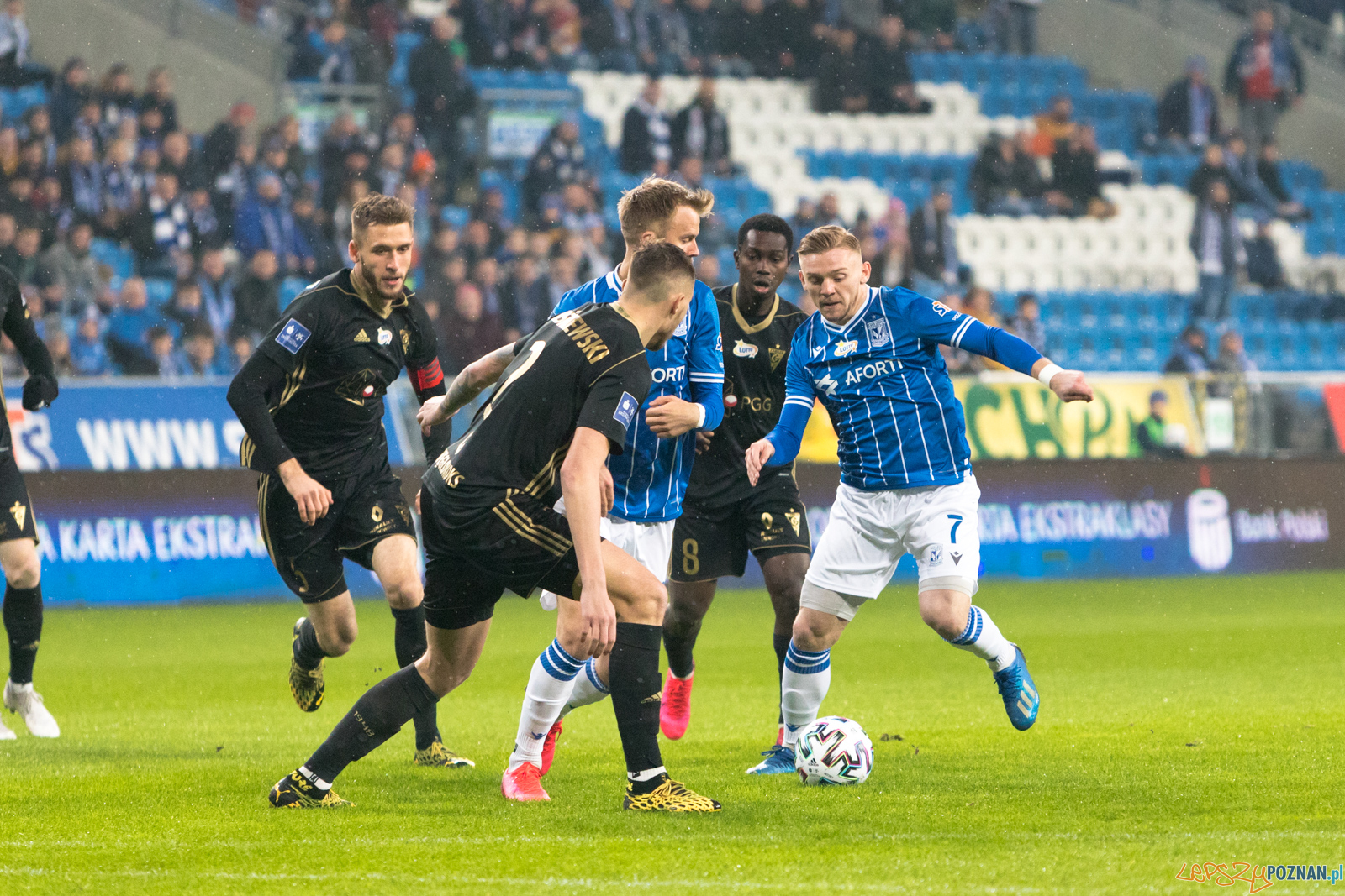 KKS Lech Poznań - Górni Zabrze (Kamil Jóźwiak) Foto: lepszyPOZNAN.pl/Piotr Rychter KKS Lech Poznań - Górni Zabrze (Kamil Jóźwiak) Foto: lepszyPOZNAN.pl/Piotr Rychter