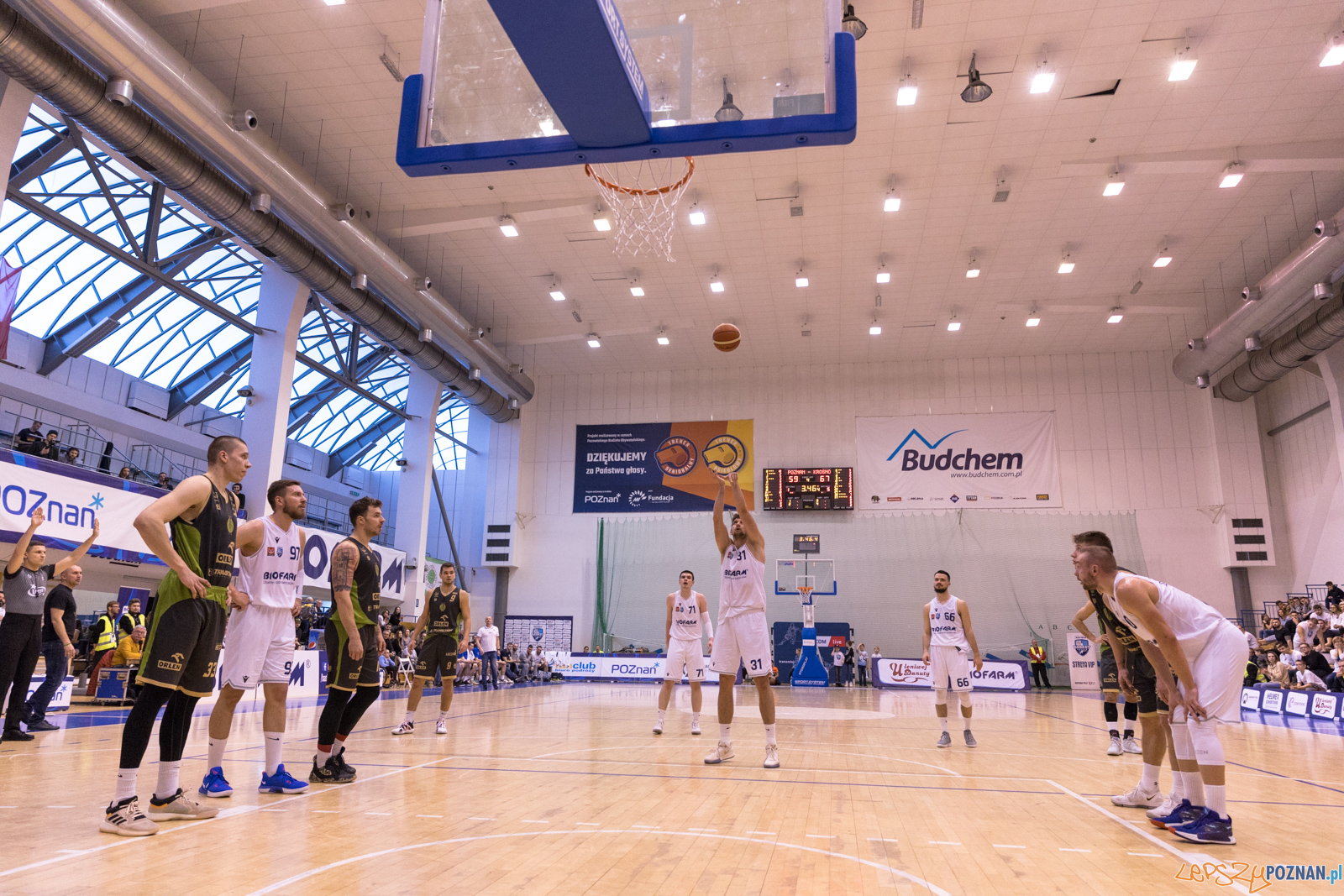 Miasto Szkła Krosno - Biofarm Basket Poznań 65:74 - Poznań 8. Foto: LepszyPOZNAN.pl / Paweł Rychter Miasto Szkła Krosno - Biofarm Basket Poznań 65:74 - Poznań 8. Foto: LepszyPOZNAN.pl / Paweł Rychter