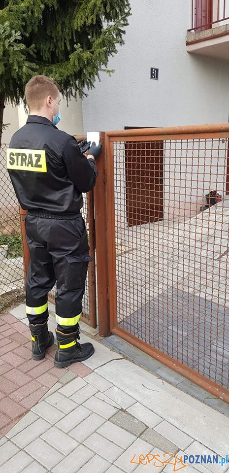 Maseczki dla seniorów Foto: OSP Kostrzyn Maseczki dla seniorów Foto: OSP Kostrzyn