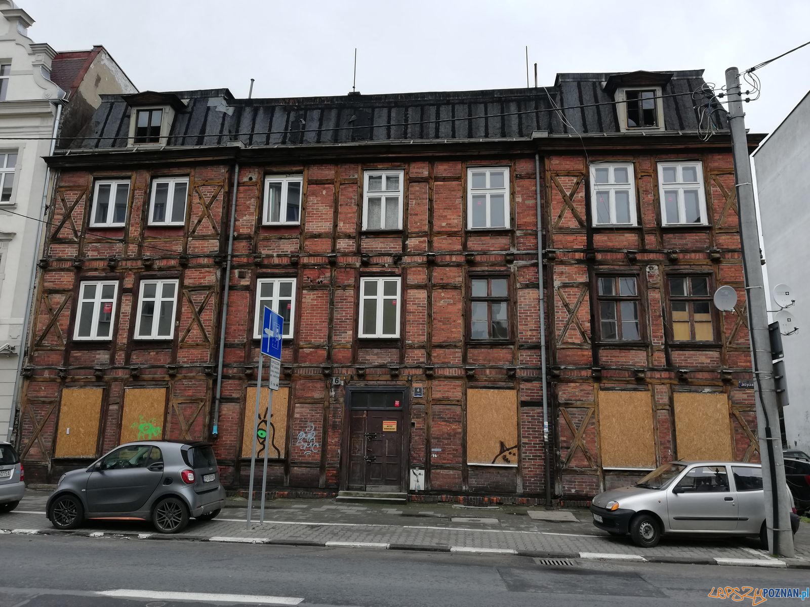 Kamienica szachulcowa, ul. Jeżycka Foto: Tomasz Dworek Kamienica szachulcowa, ul. Jeżycka Foto: Tomasz Dworek